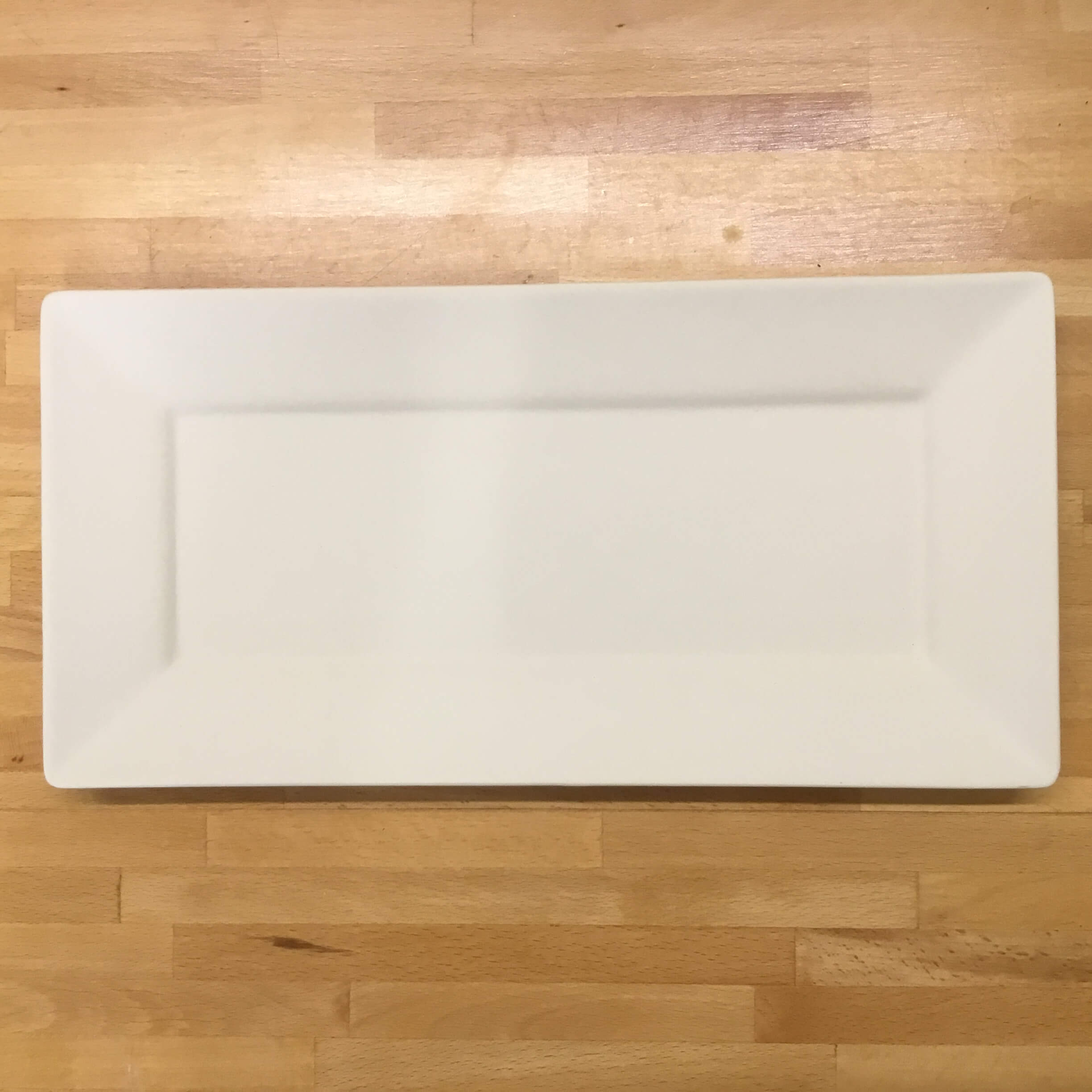 Angled Rectangular Plate (38 x 19cm)